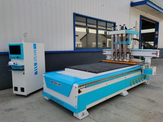 cnc viet han máy cnc