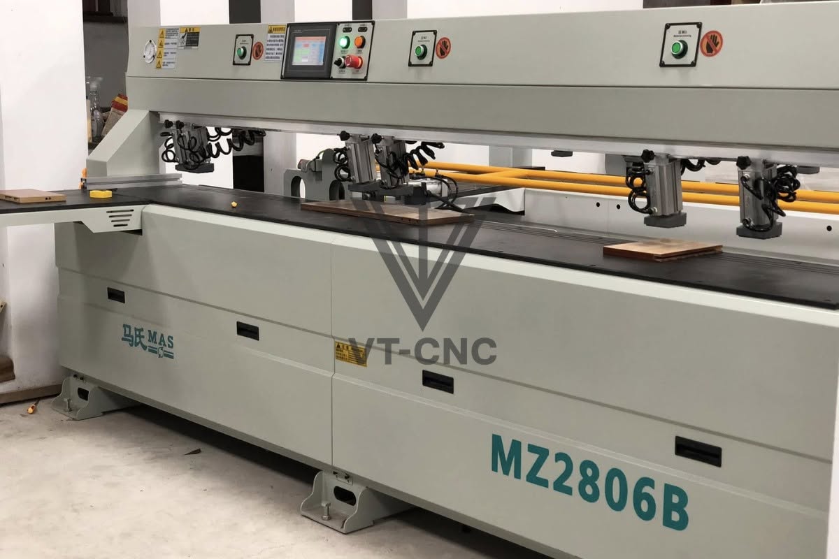 Máy khoan cam CNC