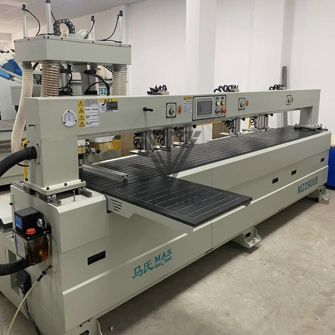 Máy CNC công nghiệp